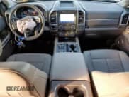 ✅ 2020 Ford Expedition XLT • VIN: 1FMJU1JT9LEA98603 • Лот: 91241565. Опубликован ранее на Copart с пробегом 67 942 миль. Бесплатный доступ к архиву аукционных продаж из США и подробный отчёт об истории автомобиля на DreamBid. Изображение 8.