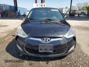 ✅ 2014 Hyundai Veloster • VIN: KMHTC6AD0EU207850 • Lot: 46986695. Wystawiony na Copart z przebiegiem 138 024 mil. Bezpłatny archiwum sprzedaży aukcyjnych z USA i szczegółowy raport historii pojazdu na DreamBid. Zdjęcie 5.