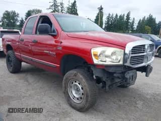 2006 Dodge 1500 SLT z VIN 1D7HU18216J121020, wystawiony jako IAAI lot #42692057 z przebiegiem 227 153 mil mil oraz . Historia ofert i sprzedaży dostępna na DreamBid. Obrazek 1.