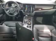 ✅ 2019 Volvo S90 Momentum • VIN: LVY102AK7KP111065 • Lot: 82751015. Wystawiony na Copart z przebiegiem 42 808 mil. Bezpłatny archiwum sprzedaży aukcyjnych z USA i szczegółowy raport historii pojazdu na DreamBid. Zdjęcie 8.
