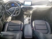 ✅ 2021 Ford Escape SEL • VIN: 1FMCU0H62MUA92510 • Lot: 56734115. Listed on Copart with 37,591 mi. Free auction sales archive from the USA and detailed vehicle history report at DreamBid. Image 8.