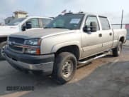 ✅ 2004 Chevrolet Silverado 2500HD LS • VIN: 1GCHC23284F216989 • Lot: 42315974. Listed on IAAI with 249,245 mi. Free auction sales archive from the USA and detailed vehicle history report at DreamBid. Image 2.