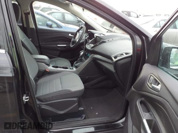 ✅ 2015 Ford Escape SE • VIN: 1FMCU9GX6FUB28376 • Лот: 43781985. Опубликован ранее на IAAI с пробегом 114 011 миль. Бесплатный доступ к архиву аукционных продаж из США и подробный отчёт об истории автомобиля на DreamBid. Изображение 5.