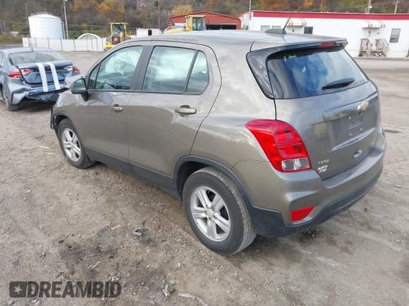 ✅ 2021 Chevrolet Trax LS • VIN: KL7CJKSB6MB313453 • Lot: 43713206. Listed on IAAI with 55,143 mi. Free auction sales archive from the USA and detailed vehicle history report at DreamBid. Image 3.
