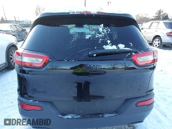 ✅ 2017 Jeep Cherokee Limited • VIN: 1C4PJMDB3HW632093 • Lot: 43879830. Wystawiony na IAAI z przebiegiem 162 536 mil. Bezpłatny archiwum sprzedaży aukcyjnych z USA i szczegółowy raport historii pojazdu na DreamBid. Zdjęcie 16.