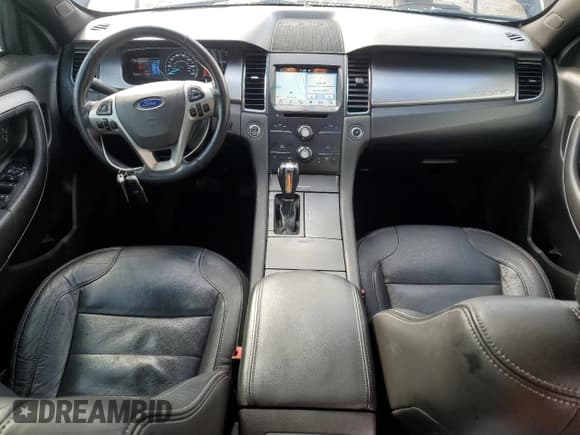 ✅ 2016 Ford Taurus SEL • VIN: 1FAHP2E82GG135657 • Lot: 87271825. Wystawiony na Copart z przebiegiem 141 385 mil. Bezpłatny archiwum sprzedaży aukcyjnych z USA i szczegółowy raport historii pojazdu na DreamBid. Zdjęcie 8.