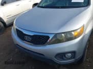 ✅ 2011 Kia Sorento LX • VIN: 5XYKT3A13BG066631 • Lot: 43775015. Wystawiony na IAAI z przebiegiem 160 236 mil. Bezpłatny archiwum sprzedaży aukcyjnych z USA i szczegółowy raport historii pojazdu na DreamBid. Zdjęcie 6.