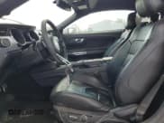 ✅ 2017 Ford Mustang EcoBoost Premium • VIN: 1FATP8UH0H5220279 • Lot: 82442125. Wystawiony na Copart z przebiegiem 175 012 mil. Bezpłatny archiwum sprzedaży aukcyjnych z USA i szczegółowy raport historii pojazdu na DreamBid. Zdjęcie 7.