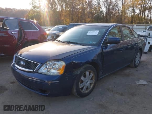 ✅ 2005 Ford Five Hundred SE • VIN: 1FAFP23195G137240 • Lot: 43618020. Wystawiony na IAAI z przebiegiem 134 719 mil. Bezpłatny archiwum sprzedaży aukcyjnych z USA i szczegółowy raport historii pojazdu na DreamBid. Zdjęcie 17.
