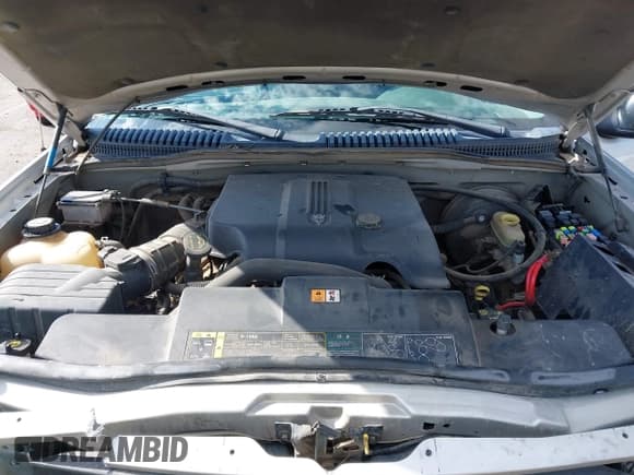 ✅ 2003 Ford Explorer XLT • VIN: 1FMZU73W33ZA92706 • Lot: 40225082. Listed on IAAI with 150,435 mi. Free auction sales archive from the USA and detailed vehicle history report at DreamBid. Image 10.