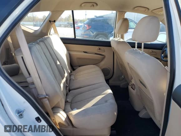 ✅ 2010 Kia Rondo • VIN: KNAHG8C95A7300131 • Лот: 90493085. Опубликован ранее на Copart с пробегом 165 011 миль. Бесплатный доступ к архиву аукционных продаж из США и подробный отчёт об истории автомобиля на DreamBid. Изображение 11.