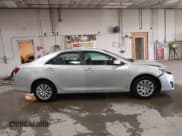 ✅ 2014 Toyota Camry LE • VIN: 4T4BF1FK2ER440664 • Лот: 42578595. Опубликован ранее на IAAI с пробегом 151 379 миль. Бесплатный доступ к архиву аукционных продаж из США и подробный отчёт об истории автомобиля на DreamBid. Изображение 14.