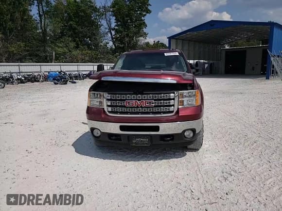 ✅ 2013 GMC Sierra 2500HD SLE • VIN: 1GT120C83DF233079 • Lot: 69941934. Listed on Copart with 247,016 mi. Free auction sales archive from the USA and detailed vehicle history report at DreamBid. Image 11.