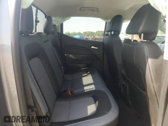 2020 Chevrolet Colorado 2WD Z71 z VIN 1GCGSDEN7L1142185, wystawiony jako Copart lot #57342705 z przebiegiem 29 606 mil mil oraz Szkoda całkowita • Salvage title. Historia ofert i sprzedaży dostępna na DreamBid. Obrazek 10.