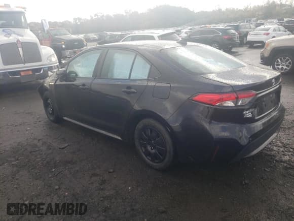 ✅ 2022 Toyota Corolla LE • VIN: 5YFEPMAE5NP328921 • Lot: 86857665. Wystawiony na Copart z przebiegiem 81 344 mil. Bezpłatny archiwum sprzedaży aukcyjnych z USA i szczegółowy raport historii pojazdu na DreamBid. Zdjęcie 2.