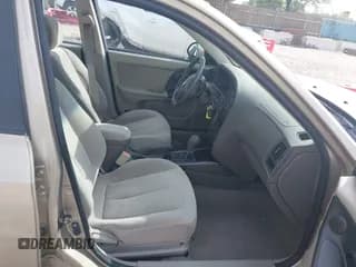 ✅ 2006 Hyundai Elantra GLS • VIN: KMHDN46DX6U316992 • Lot: 43309393. Listed on IAAI with 110,970 mi. Free auction sales archive from the USA and detailed vehicle history report at DreamBid. Image 5.