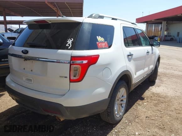 ✅ 2013 Ford Explorer XLT • VIN: 1FM5K8D8XDGA27164 • Lot: 41949445. Wystawiony na IAAI z przebiegiem 358 292 mil. Bezpłatny archiwum sprzedaży aukcyjnych z USA i szczegółowy raport historii pojazdu na DreamBid. Zdjęcie 4.