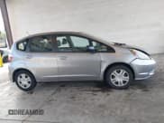 ✅ 2009 Honda Fit • VIN: JHMGE88299S006142 • Lot: 43616805. Listed on IAAI with 158,335 mi. Free auction sales archive from the USA and detailed vehicle history report at DreamBid. Image 13.