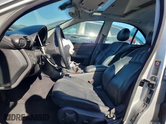 ✅ 2005 Mercedes-Benz C 240 • VIN: WDBRF81J65F652328 • Лот: 70729535. Опубликован ранее на Copart с пробегом 198 117 миль. Бесплатный доступ к архиву аукционных продаж из США и подробный отчёт об истории автомобиля на DreamBid. Изображение 7.