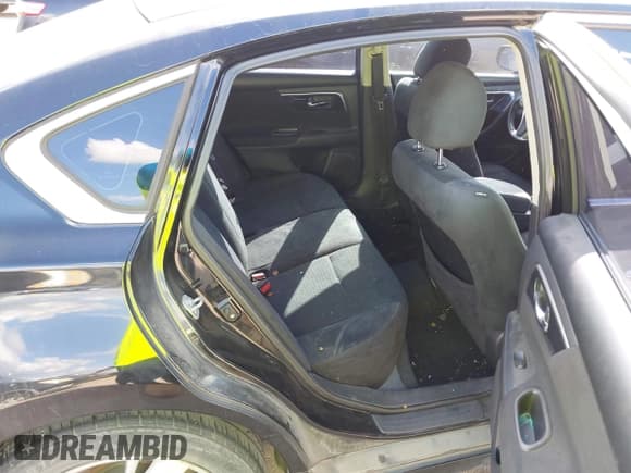 ✅ 2014 Nissan Altima SL • VIN: 1N4AL3AP5EC901370 • Lot: 43727616. Listed on IAAI with 295,853 mi. Free auction sales archive from the USA and detailed vehicle history report at DreamBid. Image 8.