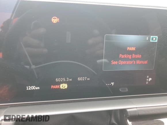 ✅ 2025 Mercedes-Benz GLE 450 • VIN: 4JGFB5KB1SB401995 • Lot: 93497335. Wystawiony na Copart z przebiegiem 6 027 mil. Bezpłatny archiwum sprzedaży aukcyjnych z USA i szczegółowy raport historii pojazdu na DreamBid. Zdjęcie 9.