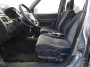 ✅ 2000 Honda CR-V LX • VIN: JHLRD1749YC054162 • Lot: 88889985. Wystawiony na Copart z przebiegiem 462 565 mil. Bezpłatny archiwum sprzedaży aukcyjnych z USA i szczegółowy raport historii pojazdu na DreamBid. Zdjęcie 7.