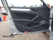 ✅ 2013 Volkswagen Passat SE • VIN: 1VWBP7A33DC121354 • Лот: 43571150. Опубликован ранее на IAAI с пробегом 109 752 миль. Бесплатный доступ к архиву аукционных продаж из США и подробный отчёт об истории автомобиля на DreamBid. Изображение 15.