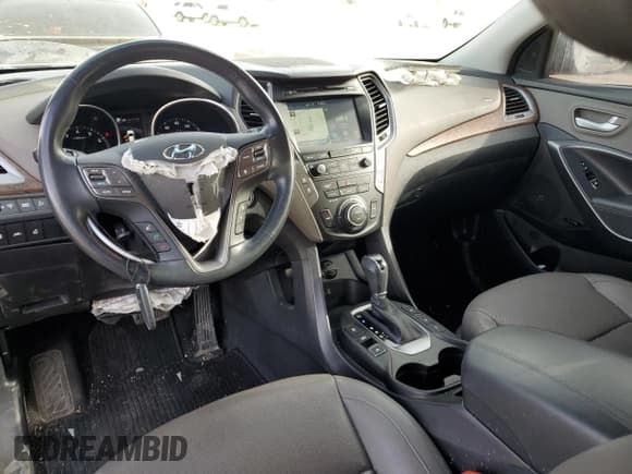 ✅ 2018 Hyundai Santa Fe Ultimate • VIN: 5XYZWDLA2JG505521 • Lot: 36359633. Listed on Copart with 46,847 mi. Free auction sales archive from the USA and detailed vehicle history report at DreamBid. Image 8.