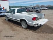 ✅ 2001 Chevrolet S-10 LS • VIN: 1GCDT19WX18183982 • Лот: 41775773. Опубликован ранее на IAAI с пробегом 205 633 миль. Бесплатный доступ к архиву аукционных продаж из США и подробный отчёт об истории автомобиля на DreamBid. Изображение 3.