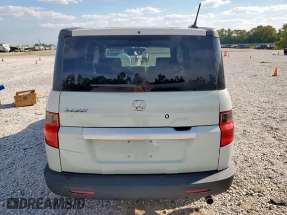 ✅ 2010 Honda Element EX • VIN: 5J6YH1H71AL003454 • Лот: 84465165. Опубликован ранее на Copart с пробегом 187 520 миль. Бесплатный доступ к архиву аукционных продаж из США и подробный отчёт об истории автомобиля на DreamBid. Изображение 6.