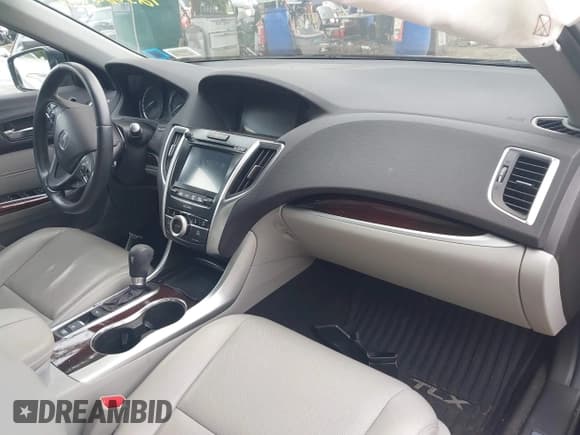 ✅ 2016 Acura TLX Technology • VIN: 19UUB1F54GA001789 • Lot: 42302578. Wystawiony na IAAI z przebiegiem 58 783 mil. Bezpłatny archiwum sprzedaży aukcyjnych z USA i szczegółowy raport historii pojazdu na DreamBid. Zdjęcie 5.