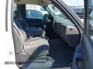 ✅ 2004 Chevrolet Silverado 1500 LS • VIN: 1GCEC14T74E402615 • Лот: 43250842. Опубликован ранее на IAAI с пробегом 232 334 миль. Бесплатный доступ к архиву аукционных продаж из США и подробный отчёт об истории автомобиля на DreamBid. Изображение 5.