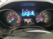 ✅ 2015 Ford Focus SE • VIN: 1FADP3K26FL366779 • Lot: 90737565. Wystawiony na Copart z przebiegiem 88 490 mil. Bezpłatny archiwum sprzedaży aukcyjnych z USA i szczegółowy raport historii pojazdu na DreamBid. Zdjęcie 9.