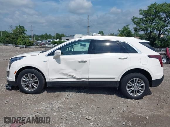 ✅ 2020 Cadillac XT5 Premium Luxury FWD • VIN: 1GYKNCRS0LZ144108 • Lot: 42758934. Wystawiony na IAAI z przebiegiem 28 737 mil. Bezpłatny archiwum sprzedaży aukcyjnych z USA i szczegółowy raport historii pojazdu na DreamBid. Zdjęcie 13.