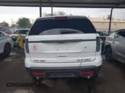 ✅ 2014 Ford Police Interceptor Utility • VIN: 1FM5K8AR0EGC40445 • Lot: 41492520. Wystawiony na IAAI z przebiegiem Nie podano. Bezpłatny archiwum sprzedaży aukcyjnych z USA i szczegółowy raport historii pojazdu na DreamBid. Zdjęcie 17.