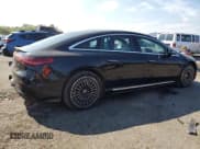 ✅ 2022 Mercedes-Benz EQS 580 • VIN: W1KCG4EB6NA006306 • Lot: 80720005. Wystawiony na Copart z przebiegiem 47 606 mil. Bezpłatny archiwum sprzedaży aukcyjnych z USA i szczegółowy raport historii pojazdu na DreamBid. Zdjęcie 3.