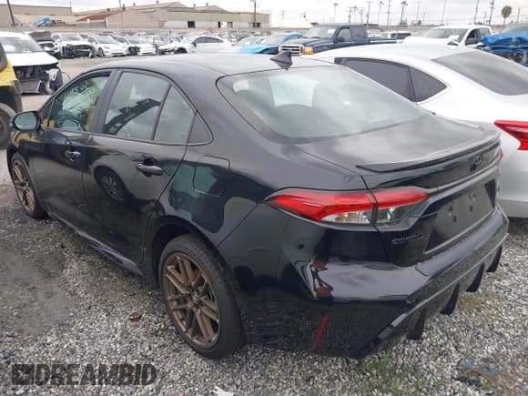 ✅ 2024 Toyota Corolla LE • VIN: 5YFB4MCE2RP175686 • Лот: 41429006. Опубликован ранее на IAAI с пробегом 11 881 миль. Бесплатный доступ к архиву аукционных продаж из США и подробный отчёт об истории автомобиля на DreamBid. Изображение 3.