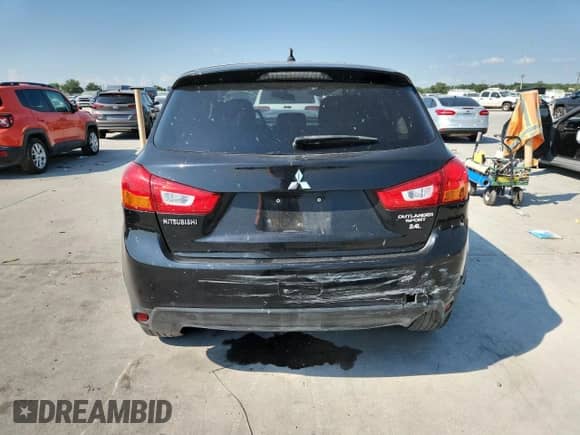 2016 Mitsubishi Outlander SE с VIN JA4AP3AWXGZ035942, выставлен на аукционе Copart как лот 70641665 с пробегом Не указан миль и Списание • Salvage title. История ставок и продаж доступна на DreamBid. Изображение 6.