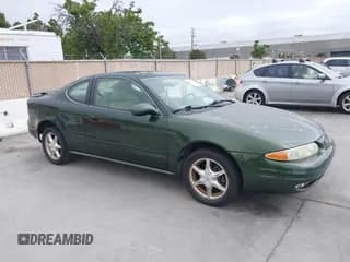 ✅ 2000 Oldsmobile Alero GLS • VIN: 1G3NF12E9YC355858 • Lot: 42424991. Listed on IAAI with 281,581 mi. Free auction sales archive from the USA and detailed vehicle history report at DreamBid. Image 1.