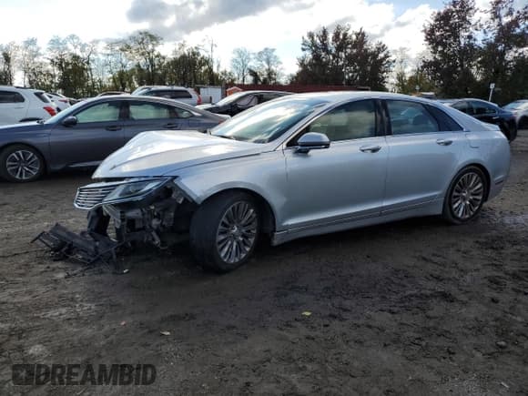 ✅ 2013 Lincoln MKZ • VIN: 3LN6L2GKXDR813870 • Lot: 90359885. Listed on Copart with 177,640 mi. Free auction sales archive from the USA and detailed vehicle history report at DreamBid. Image 1.