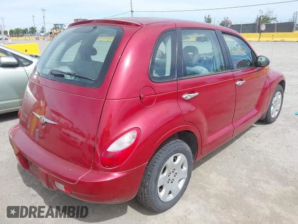 ✅ 2009 Chrysler PT Cruiser • VIN: 3A8FY48999T511857 • Lot: 42654831. Listed on IAAI with 121,724 mi. Free auction sales archive from the USA and detailed vehicle history report at DreamBid. Image 4.
