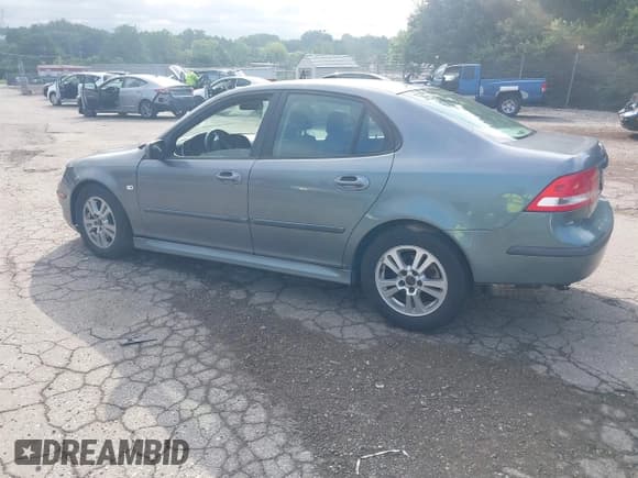 ✅ 2007 Saab 9-3 • VIN: YS3FD49Y871118003 • Lot: 42741778. Wystawiony na IAAI z przebiegiem 264 539 mil. Bezpłatny archiwum sprzedaży aukcyjnych z USA i szczegółowy raport historii pojazdu na DreamBid. Zdjęcie 3.