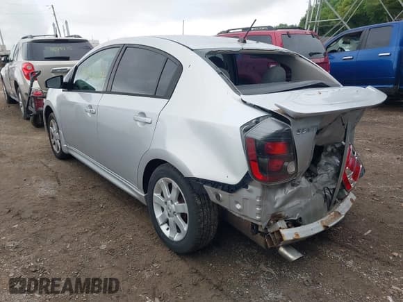 ✅ 2011 Nissan Sentra S • VIN: 3N1AB6AP1BL623293 • Лот: 42753644. Опубликован ранее на IAAI с пробегом 157 330 миль. Бесплатный доступ к архиву аукционных продаж из США и подробный отчёт об истории автомобиля на DreamBid. Изображение 3.