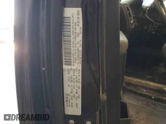 2017 Ram 1500 Tradesman z VIN 3C6JR6AGXHG504711, wystawiony jako Copart lot #55338935 z przebiegiem 93 007 mil mil oraz Szkoda całkowita • Salvage title. Historia ofert i sprzedaży dostępna na DreamBid. Obrazek 12.