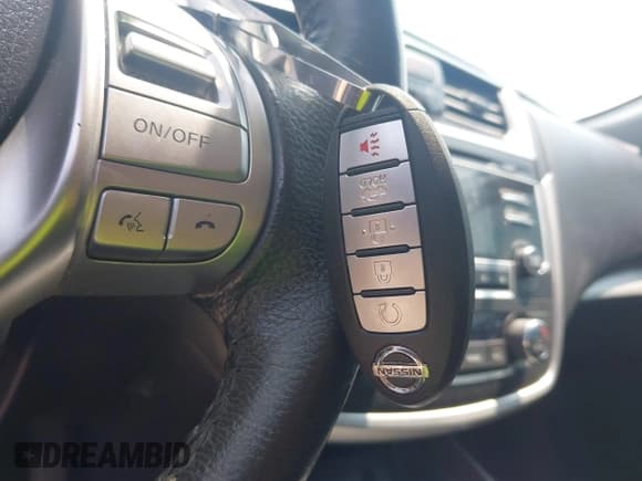 ✅ 2017 Nissan Altima SV • VIN: 1N4AL3AP8HC134165 • Lot: 42425763. Listed on IAAI with 153,362 mi. Free auction sales archive from the USA and detailed vehicle history report at DreamBid. Image 11.