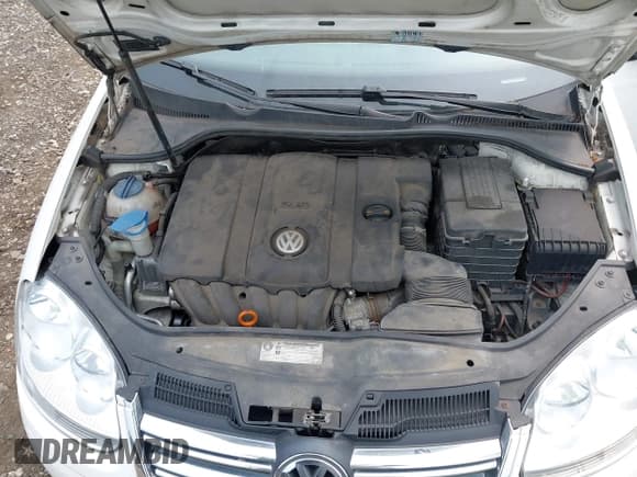 ✅ 2010 Volkswagen Jetta Limited Edition • VIN: 3VWAZ7AJ7AM164352 • Lot: 42897271. Listed on IAAI with 100,814 mi. Free auction sales archive from the USA and detailed vehicle history report at DreamBid. Image 10.