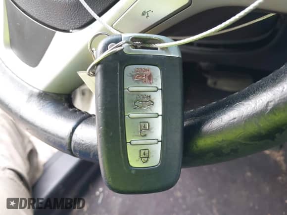 2010 Hyundai Genesis Coupe Premium с VIN KMHHT6KD0AU041148, выставлен на аукционе IAAI как лот 43268936 с пробегом 192 829 миль миль и . История ставок и продаж доступна на DreamBid. Изображение 11.