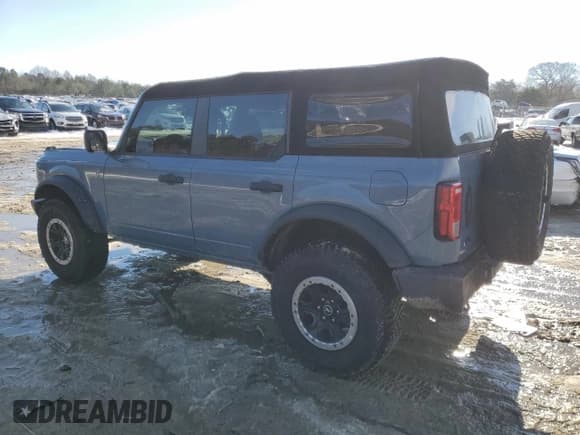 ✅ 2023 Ford Bronco • VIN: 1FMEE5DP0PLB17111 • Лот: 86588374. Опубликован ранее на Copart с пробегом 26 093 миль. Бесплатный доступ к архиву аукционных продаж из США и подробный отчёт об истории автомобиля на DreamBid. Изображение 2.