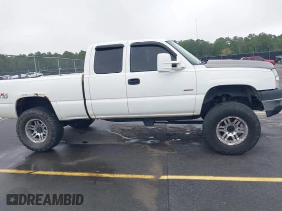 ✅ 2004 Chevrolet Silverado 2500HD LT • VIN: 1GCHK29164E130488 • Лот: 42934215. Опубликован ранее на IAAI с пробегом 380 858 миль. Бесплатный доступ к архиву аукционных продаж из США и подробный отчёт об истории автомобиля на DreamBid. Изображение 13.