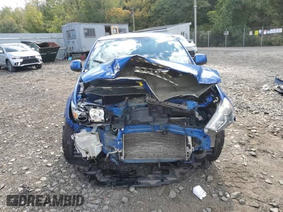 2015 Mitsubishi Outlander ES с VIN 4A4AR3AU2FE028609, выставлен на аукционе Copart как лот 86311725 с пробегом 65 692 миль миль и Списание • Salvage title. История ставок и продаж доступна на DreamBid. Изображение 5.